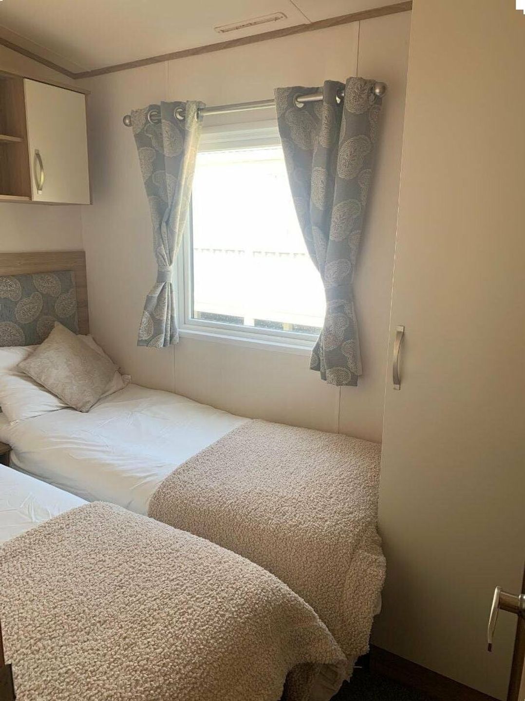 Cayton Bay Caravan Park - Holiday Accommodation 10845