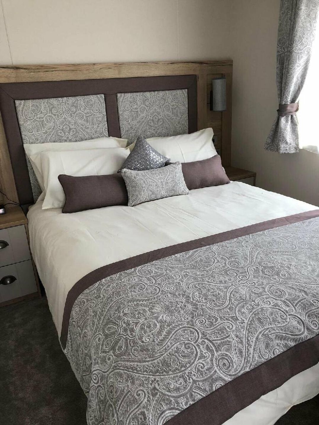 Marton Mere Holiday Village - Holiday Accommodation 11190