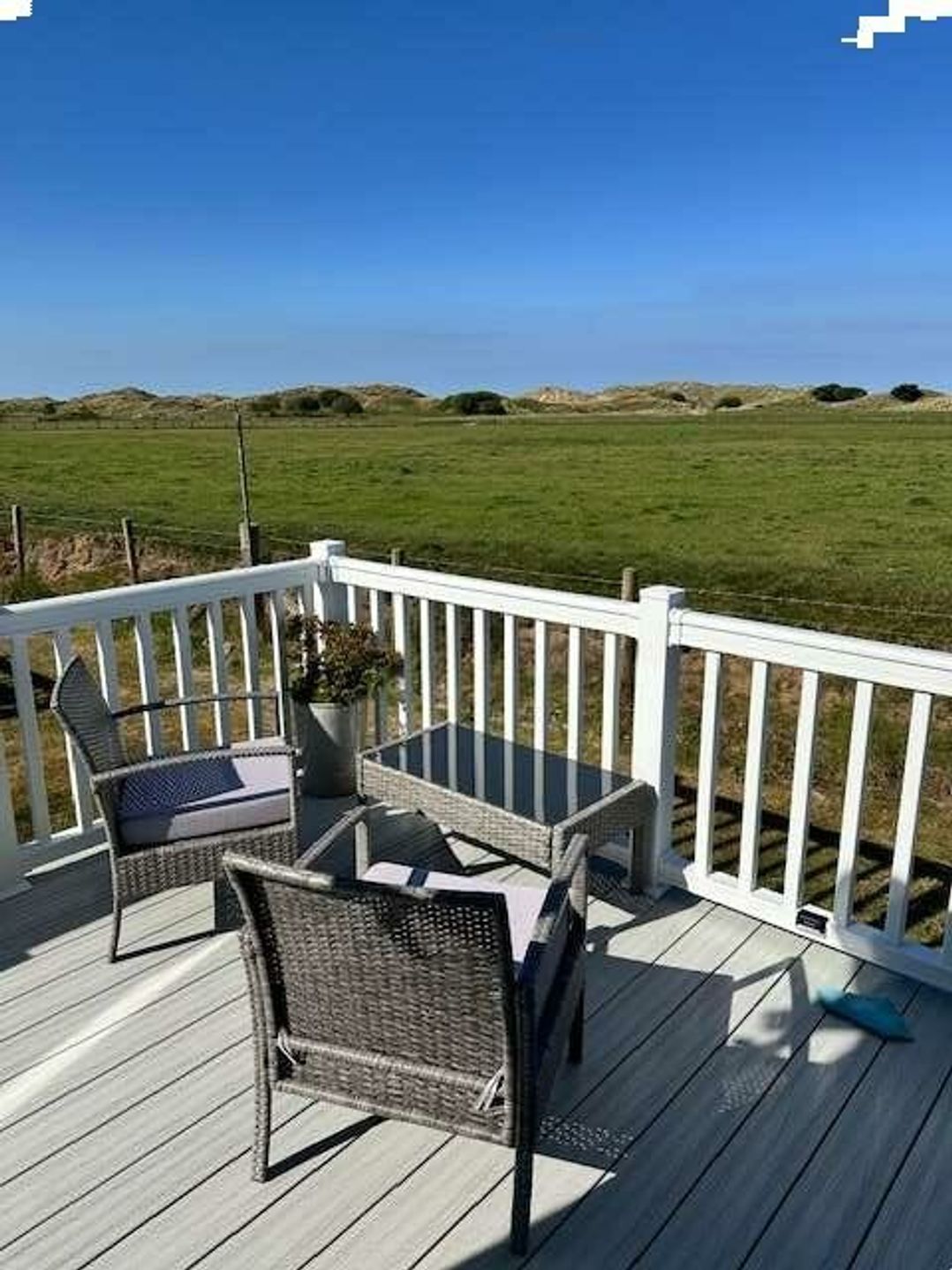 Dyffryn Seaside Estate - Holiday Accommodation 11228