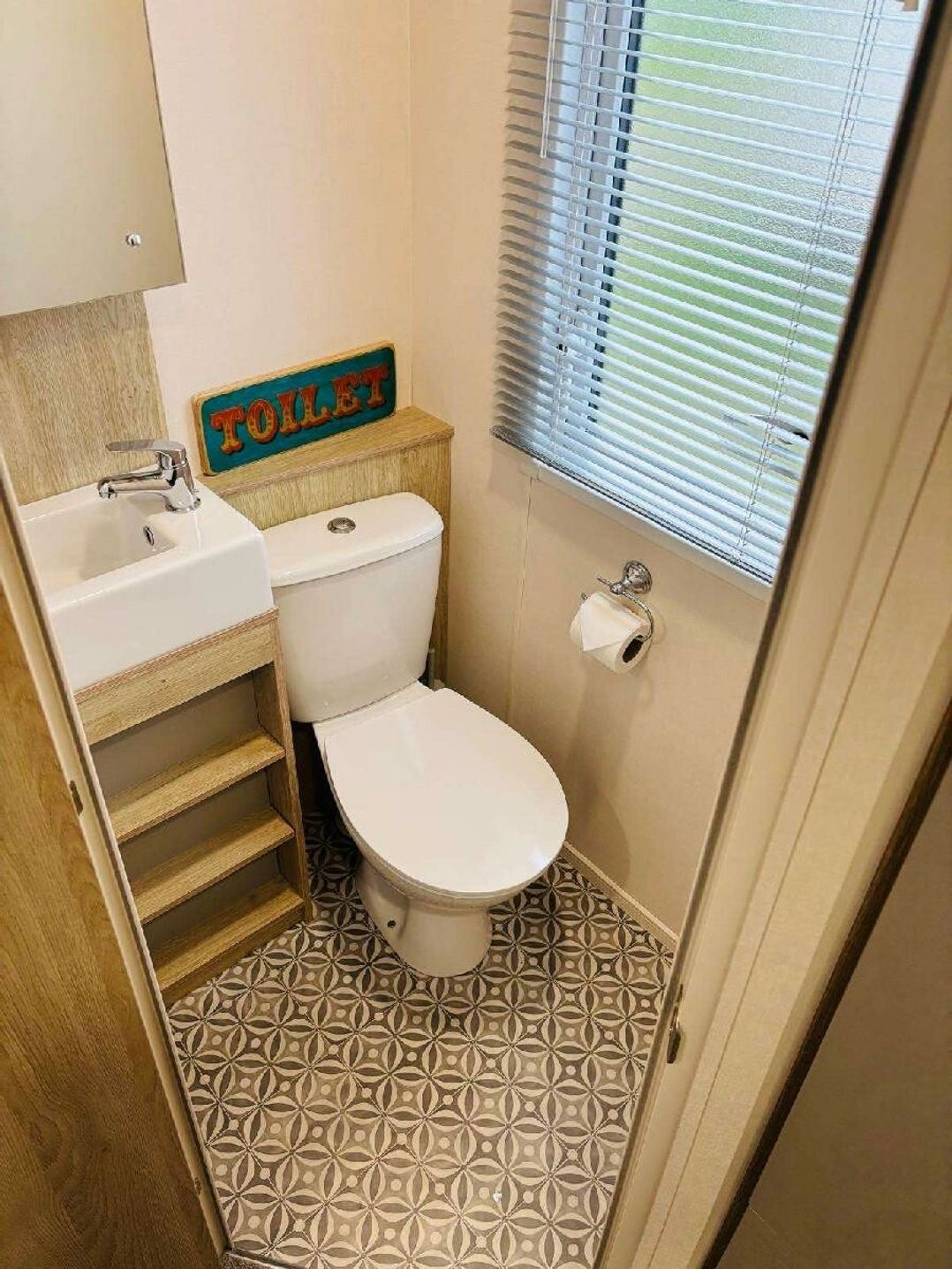 Dyffryn Seaside Estate - Holiday Accommodation 11228