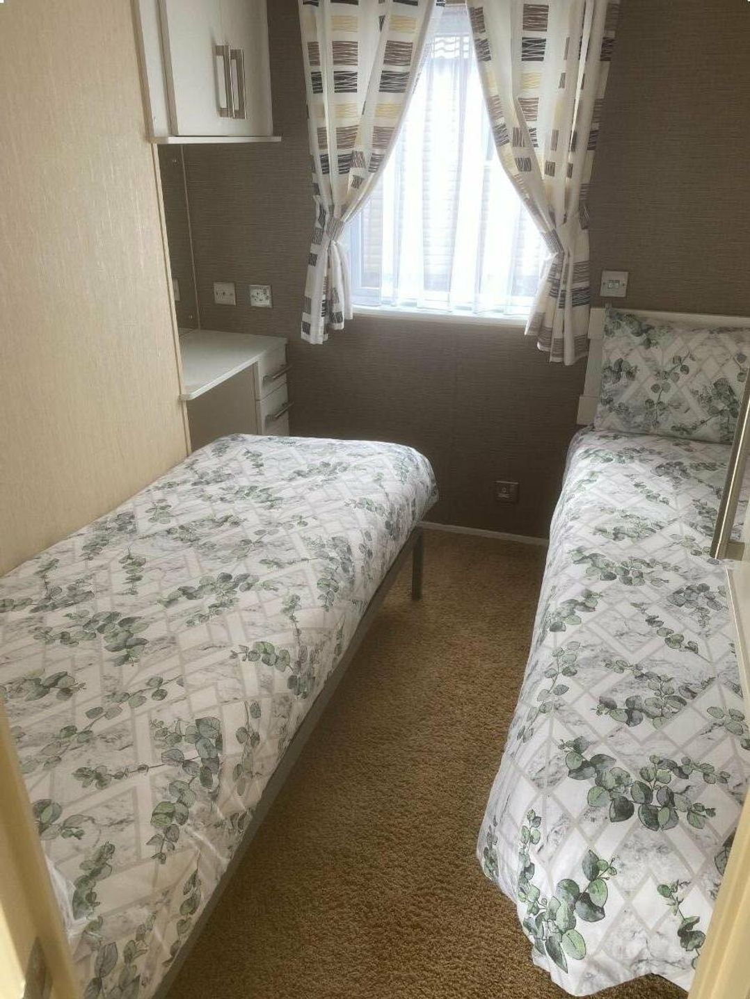 Naze Marine Holiday Park - Holiday Accommodation 11257