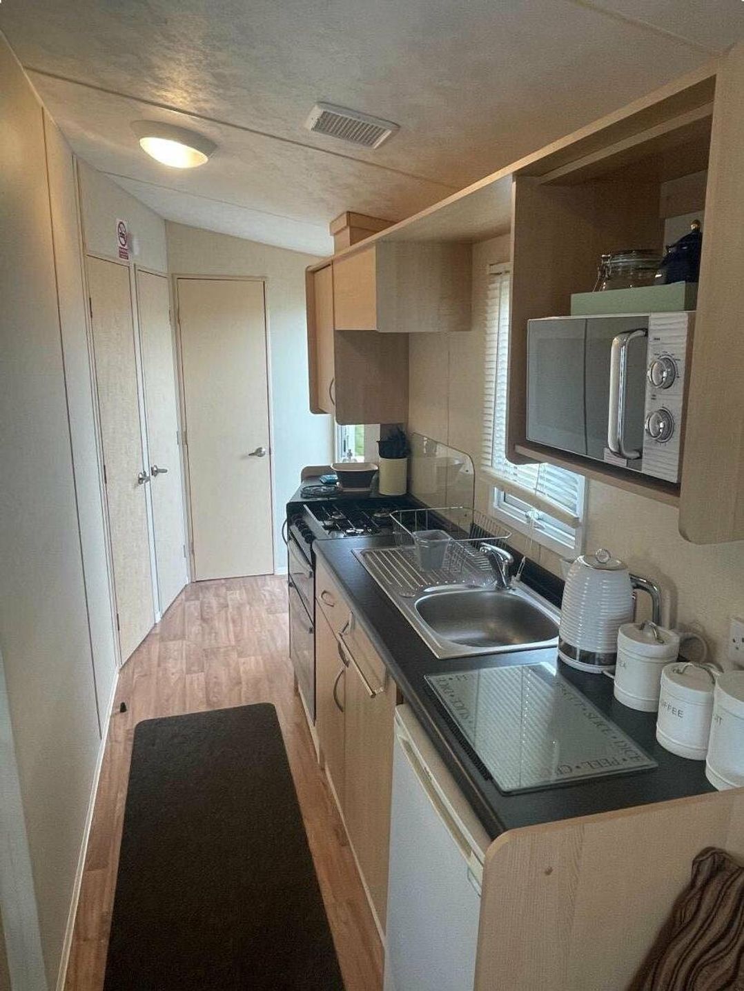 Happy Days Holiday Homes - Holiday Accommodation 11570