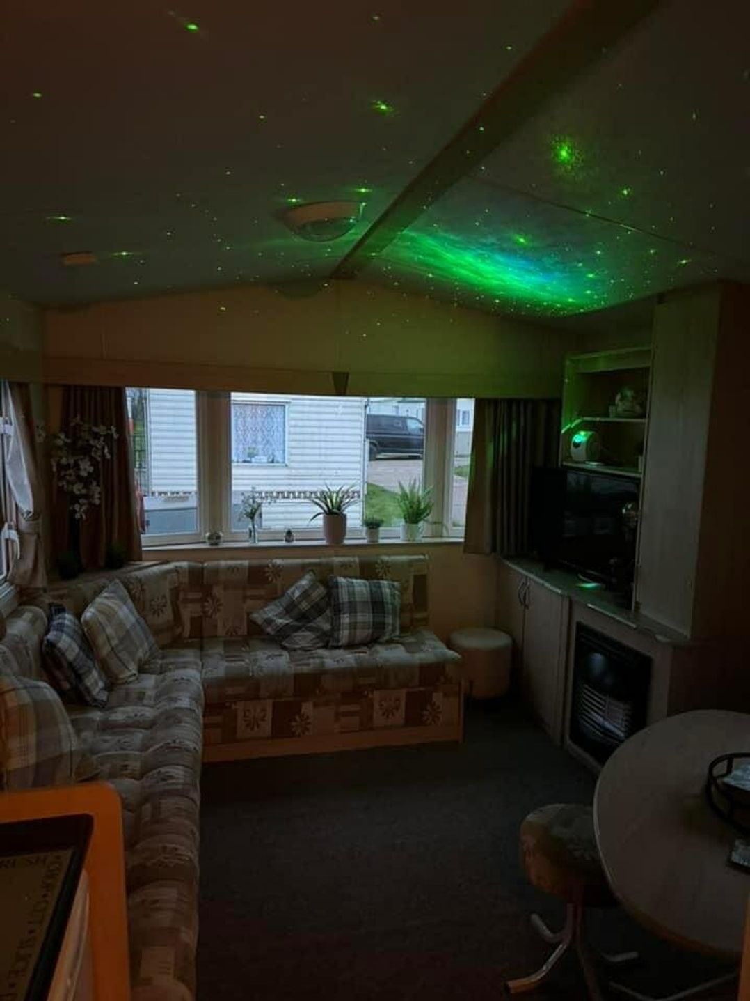 Happy Days Holiday Homes - Holiday Accommodation 11570