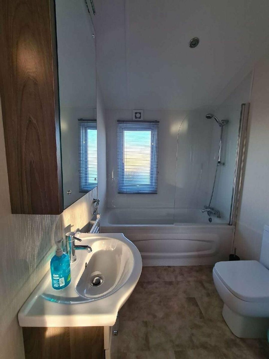 Trecco Bay - Holiday Accommodation 11650