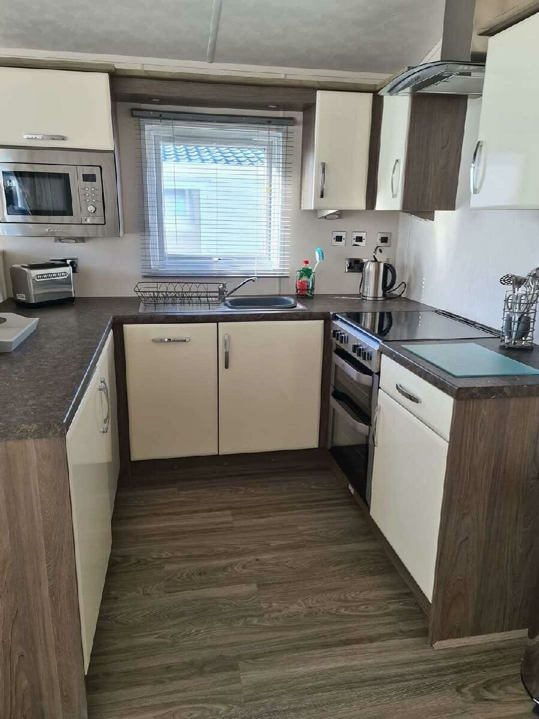 Trecco Bay - Holiday Accommodation 11650