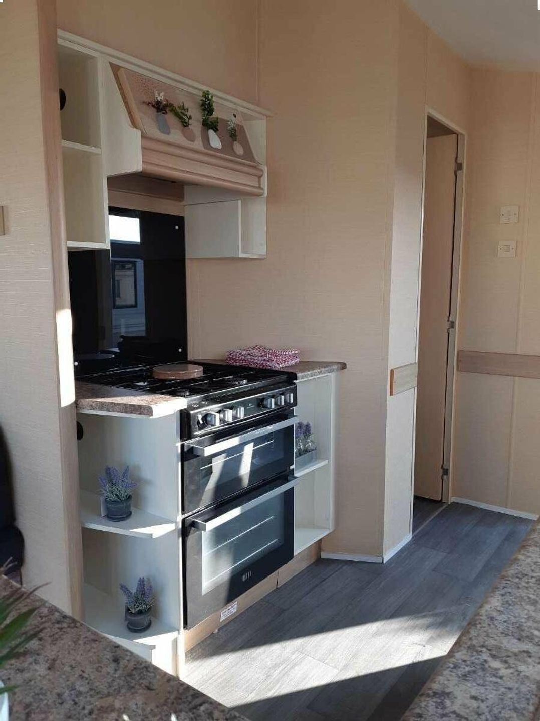 Happy Days Caravan Park - Holiday Accommodation 11886