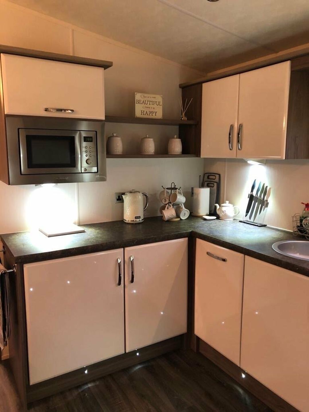 Golden Sands - Holiday Accommodation 11949