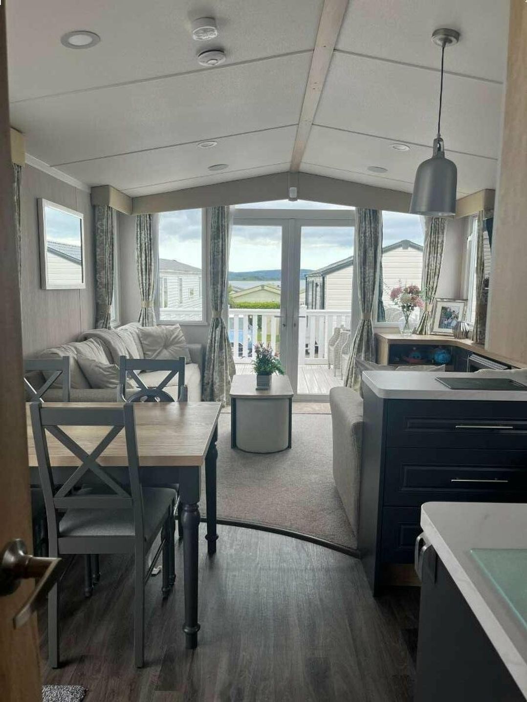 Rockley Park - Holiday Accommodation 12173