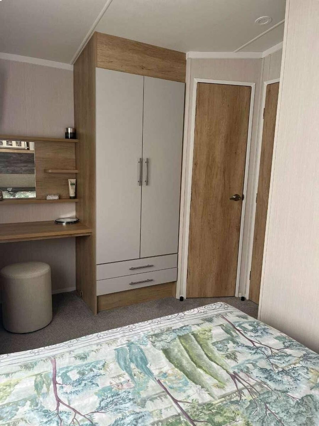 Rockley Park - Holiday Accommodation 12173