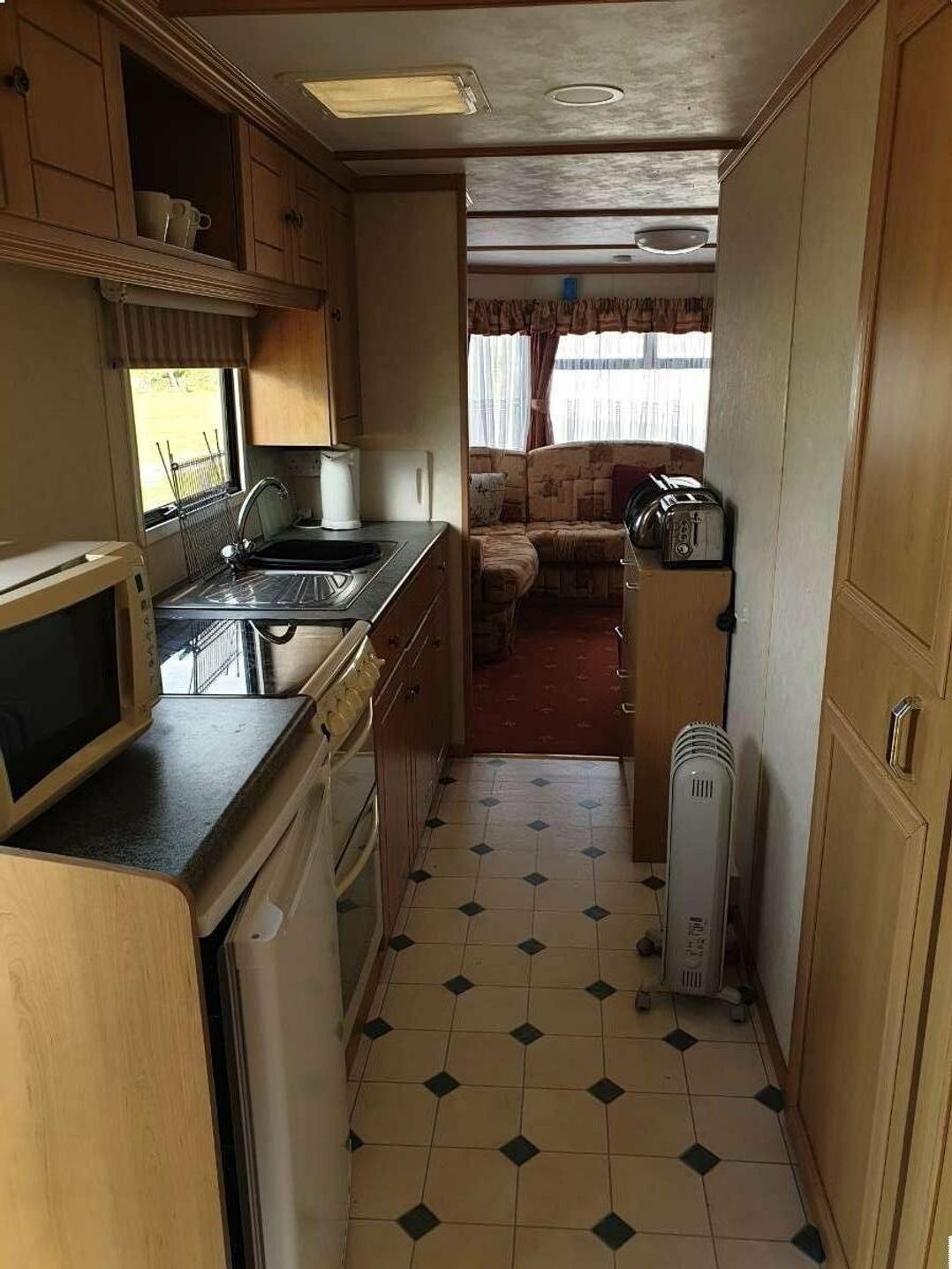 Lowfield Farm Caravan Park - Holiday Accommodation 12345