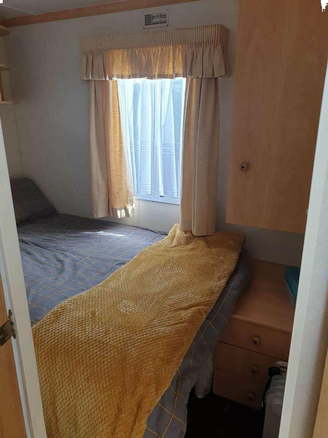 Lowfield Farm Caravan Park - Holiday Accommodation 12345