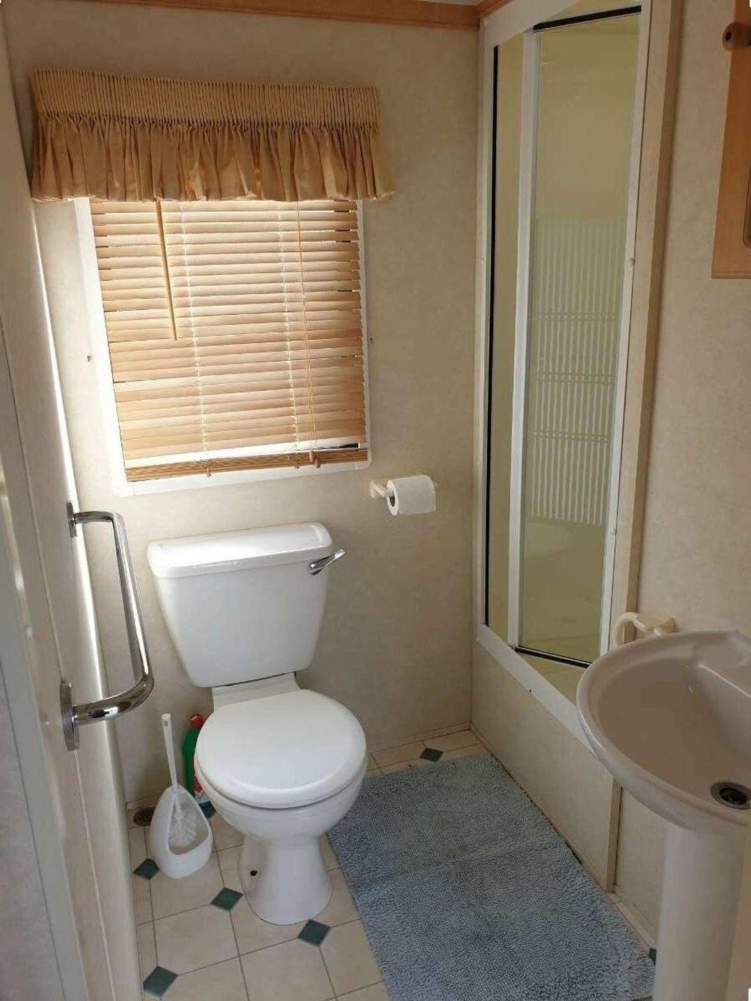 Lowfield Farm Caravan Park - Holiday Accommodation 12345