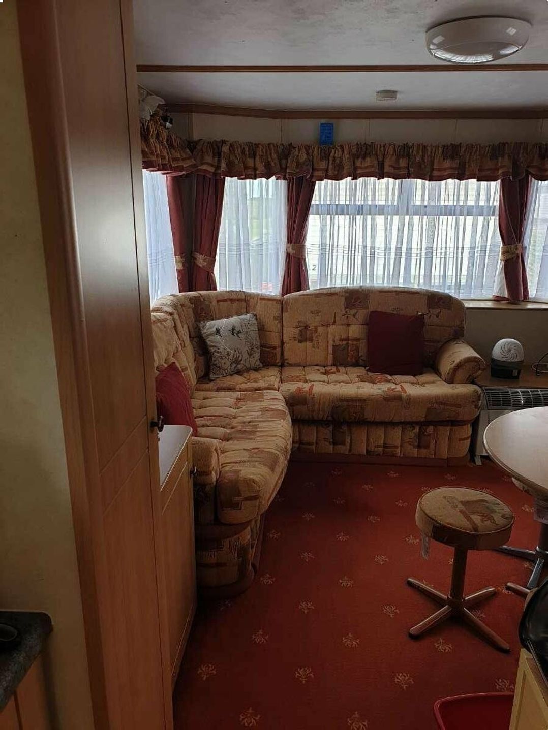 Lowfield Farm Caravan Park - Holiday Accommodation 12345