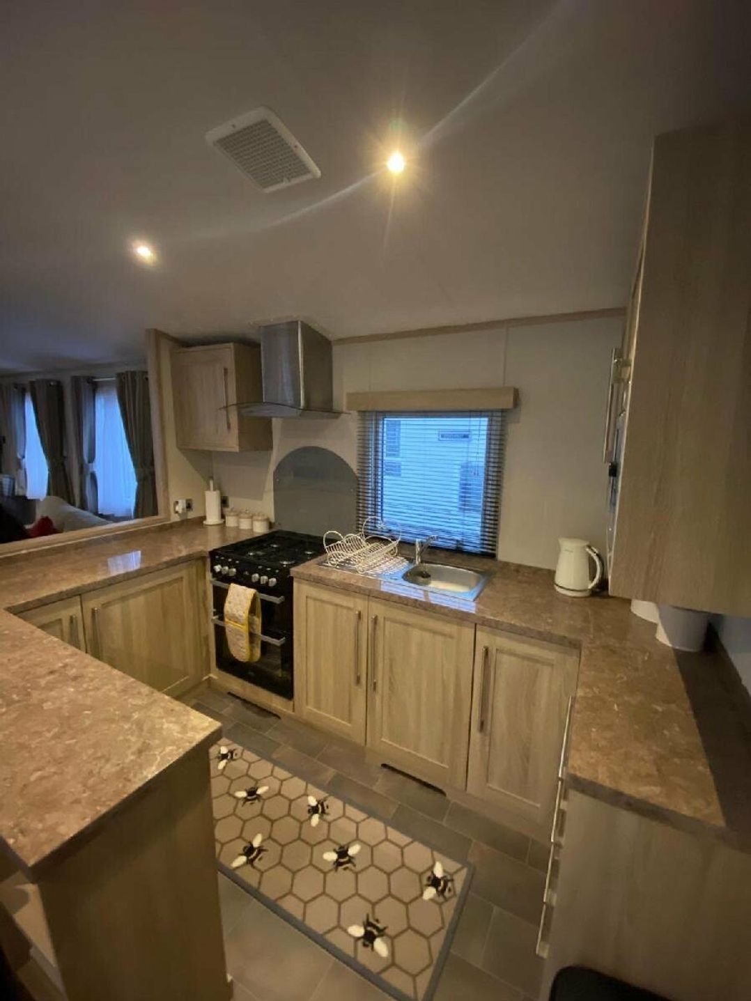 Trecco Bay - Holiday Accommodation 12727