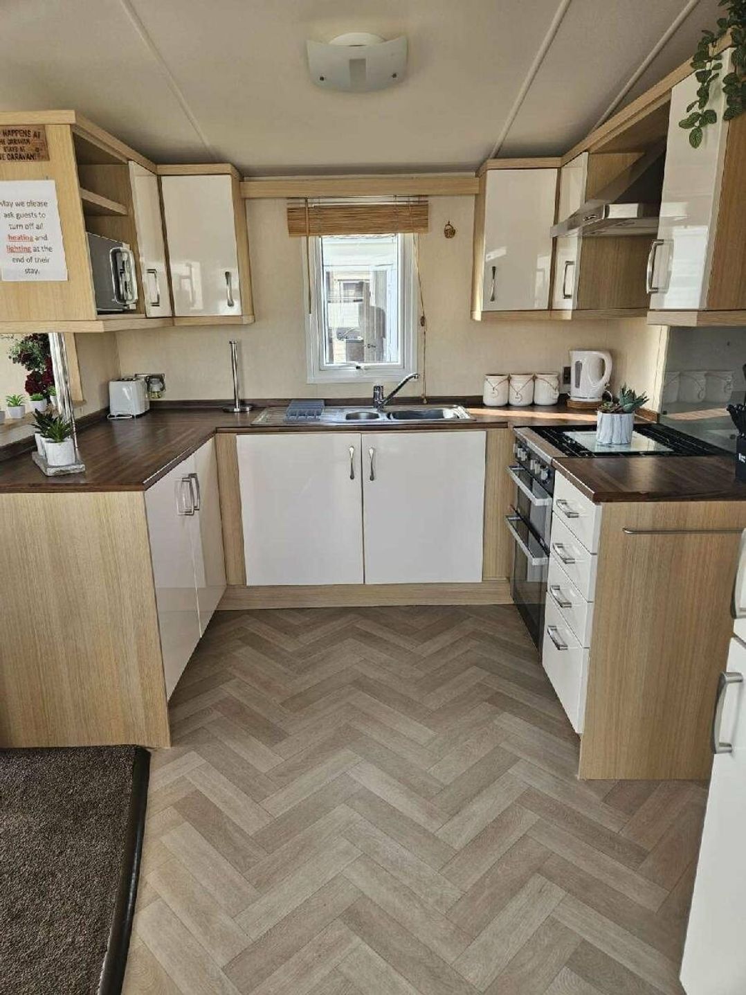 Happy Days Caravan Park - Holiday Accommodation 12894