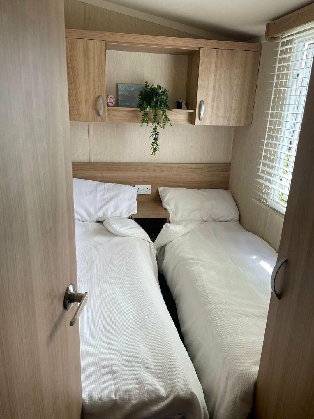 Marton Mere Holiday Village - Holiday Accommodation 12904