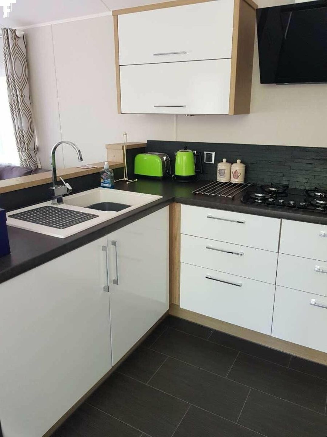 Kelling Heath Holiday Park - Holiday Accommodation 13021