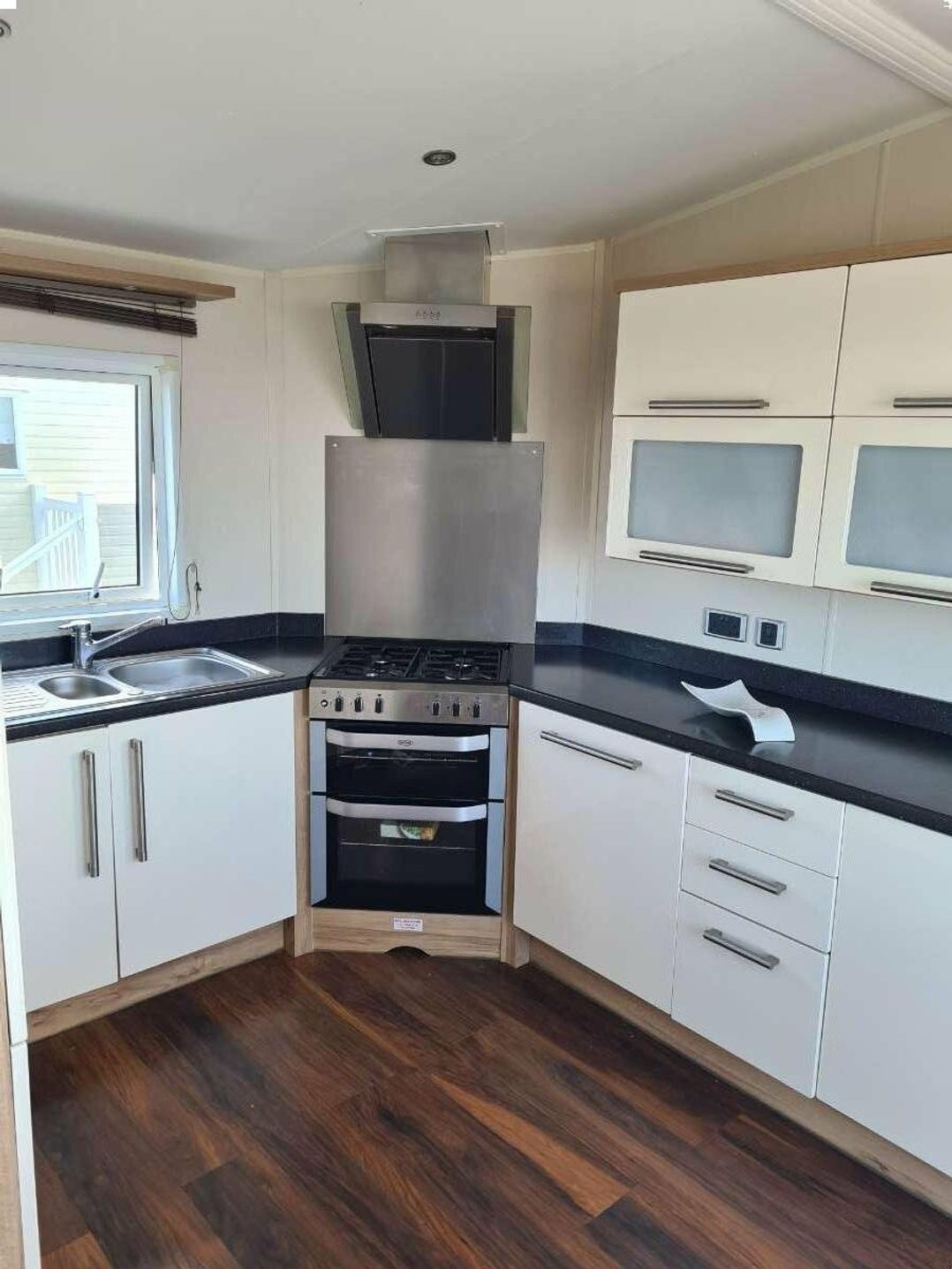 Trecco Bay - Holiday Accommodation 13037