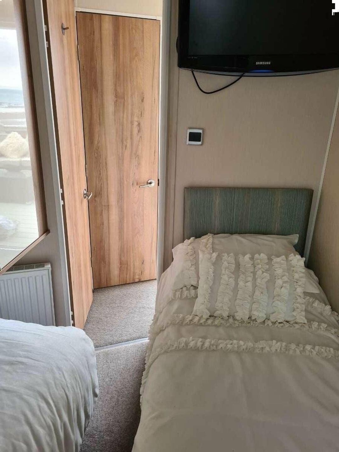 Trecco Bay - Holiday Accommodation 13037