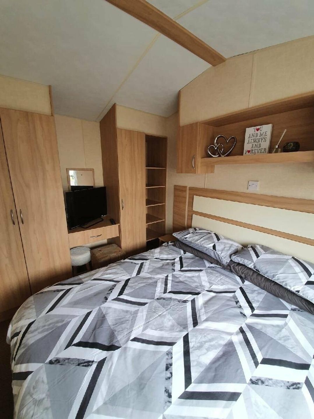 Lyons Robin Hood - Holiday Accommodation 13241