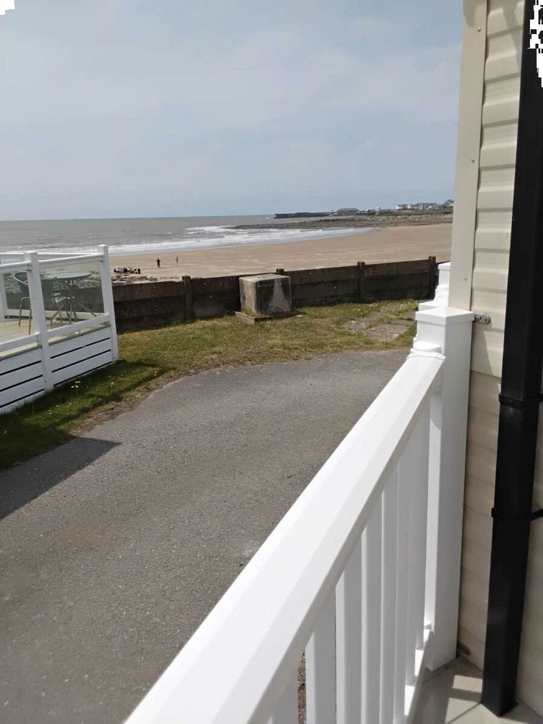 Trecco Bay - Holiday Accommodation 1330