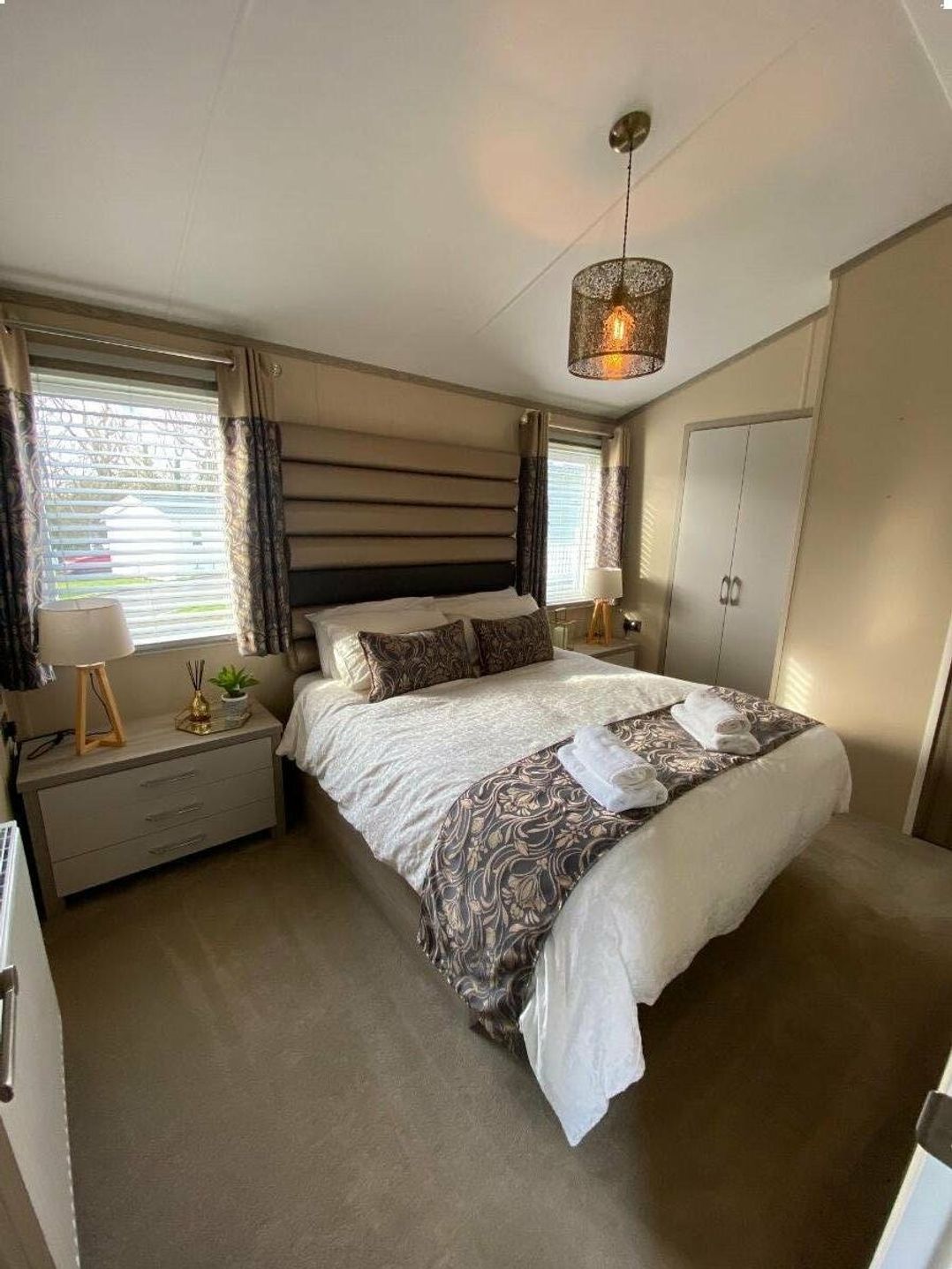 Shorefield Country Park - Holiday Accommodation 13341