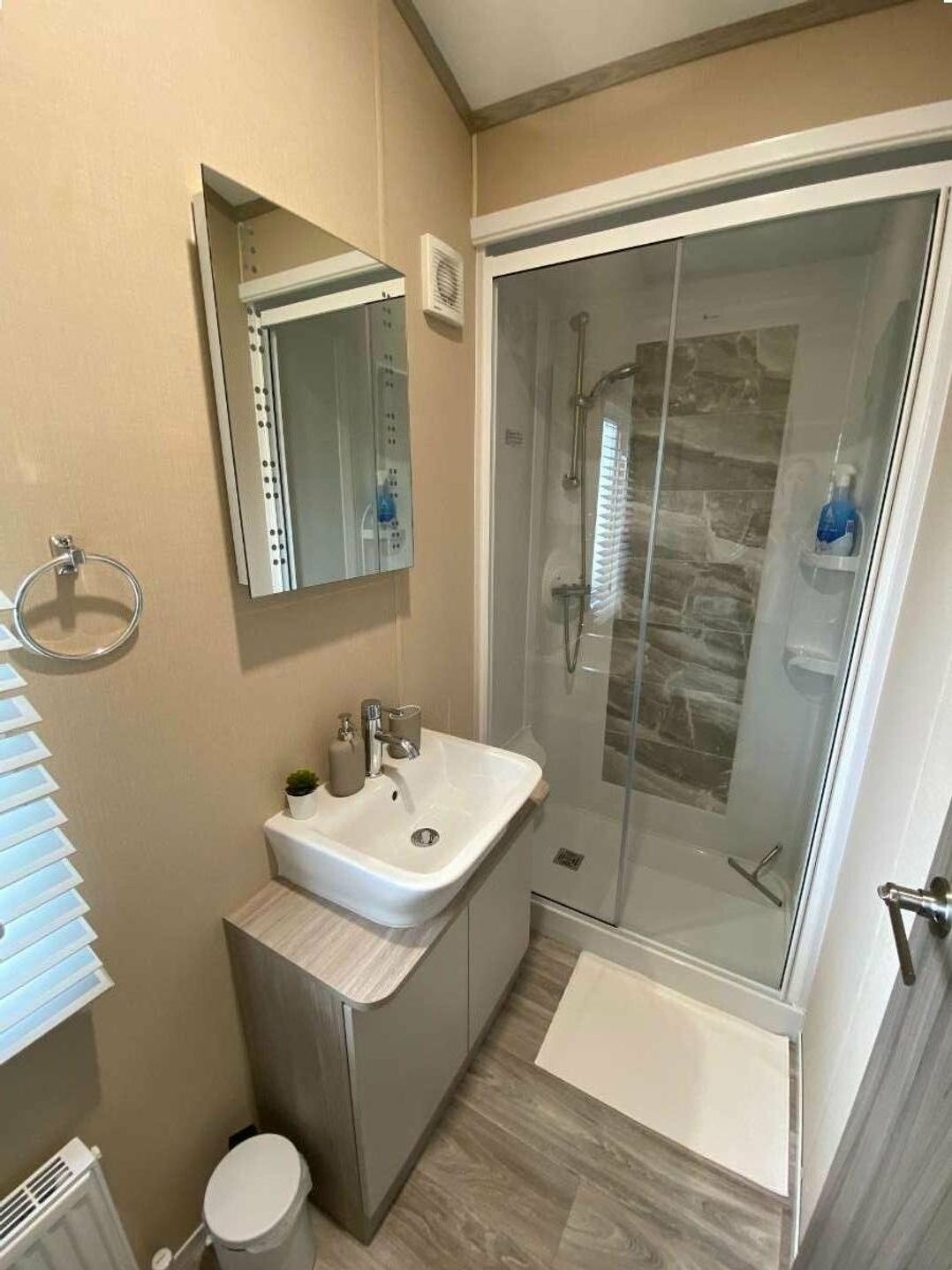 Shorefield Country Park - Holiday Accommodation 13341