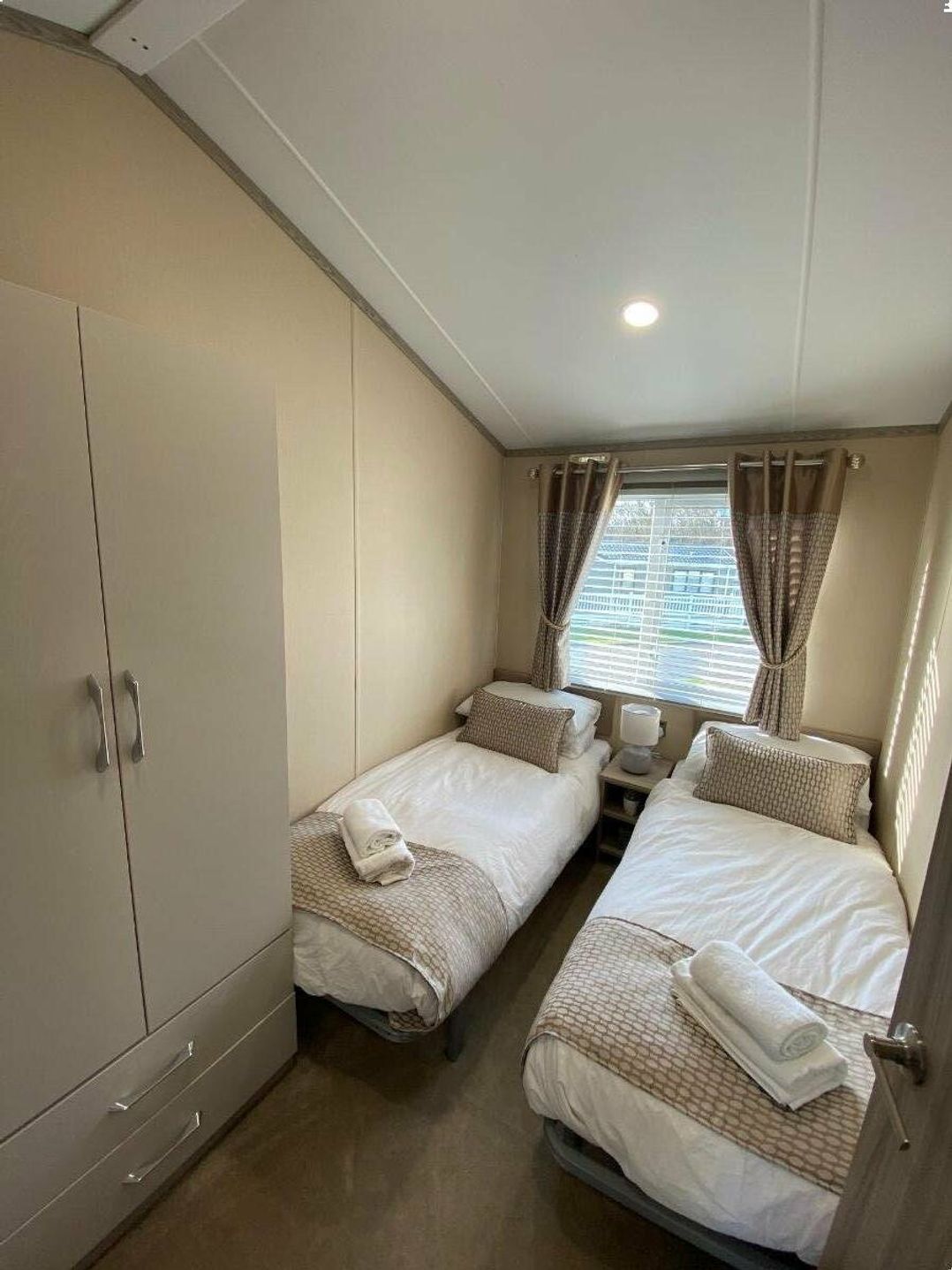 Shorefield Country Park - Holiday Accommodation 13341