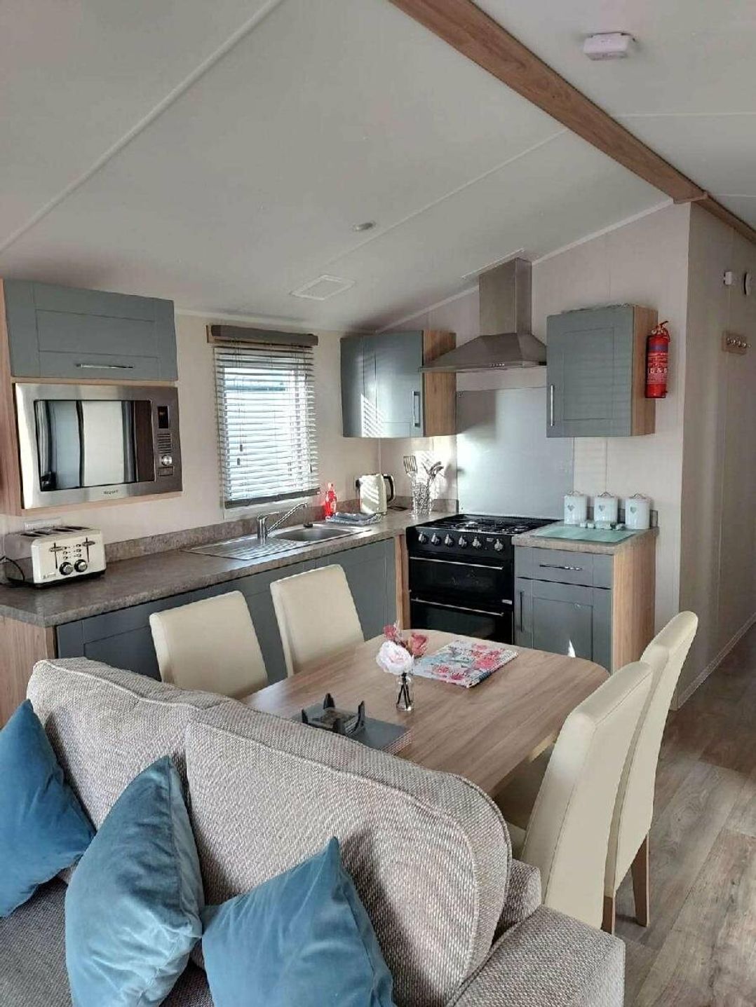 Cayton Bay Caravan Park - Holiday Accommodation 13368