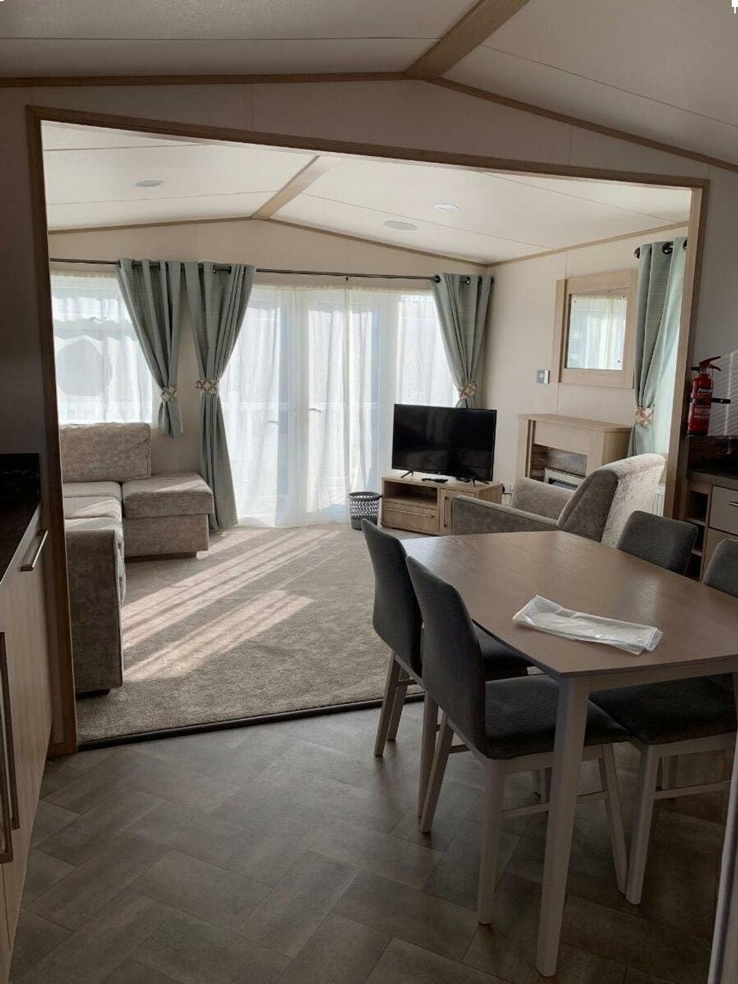 Marton Mere Holiday Village - Holiday Accommodation 13918