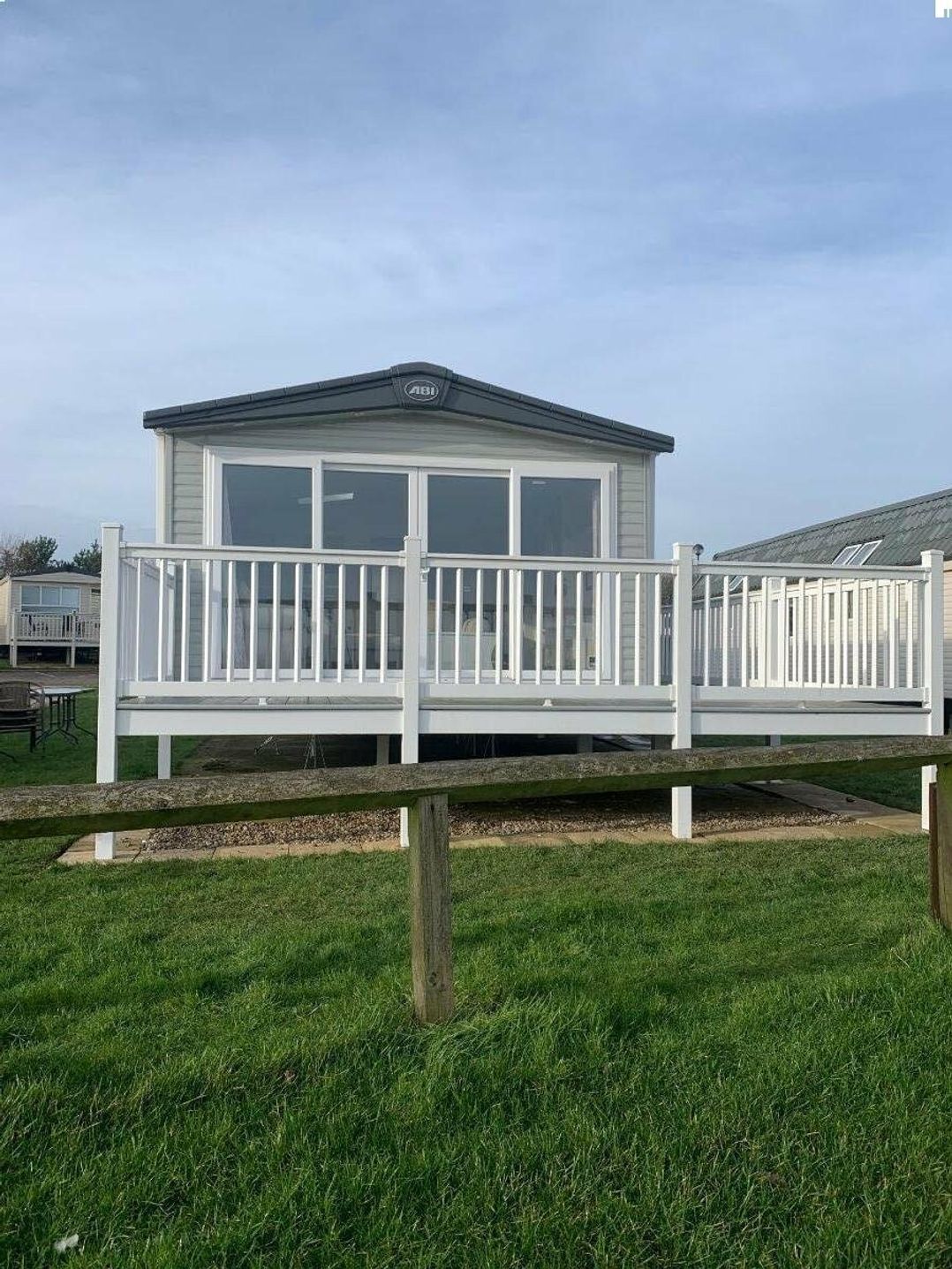 Blue Dolphin Holiday Park - Holiday Accommodation 14200