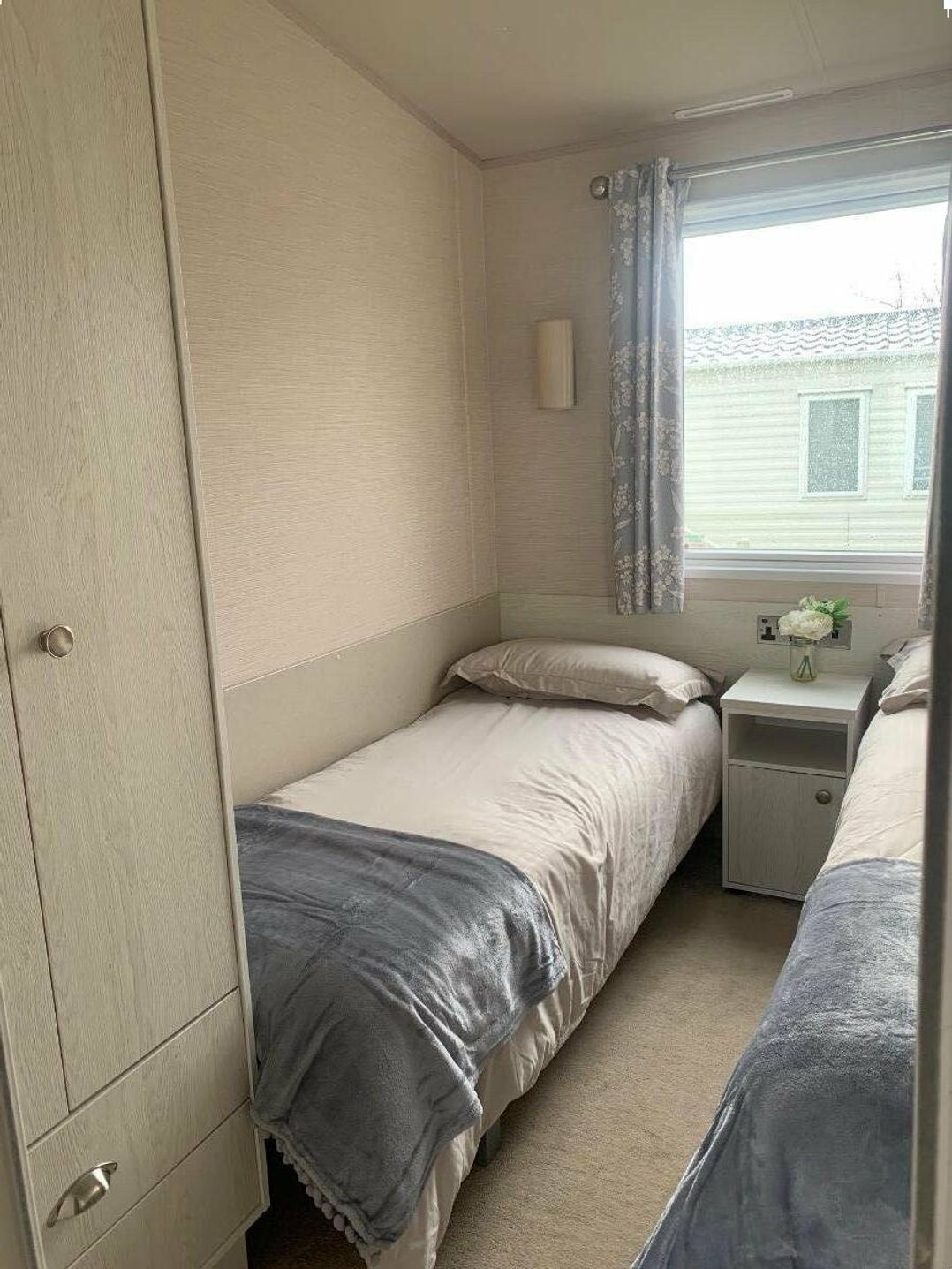 Blue Dolphin Holiday Park - Holiday Accommodation 14200