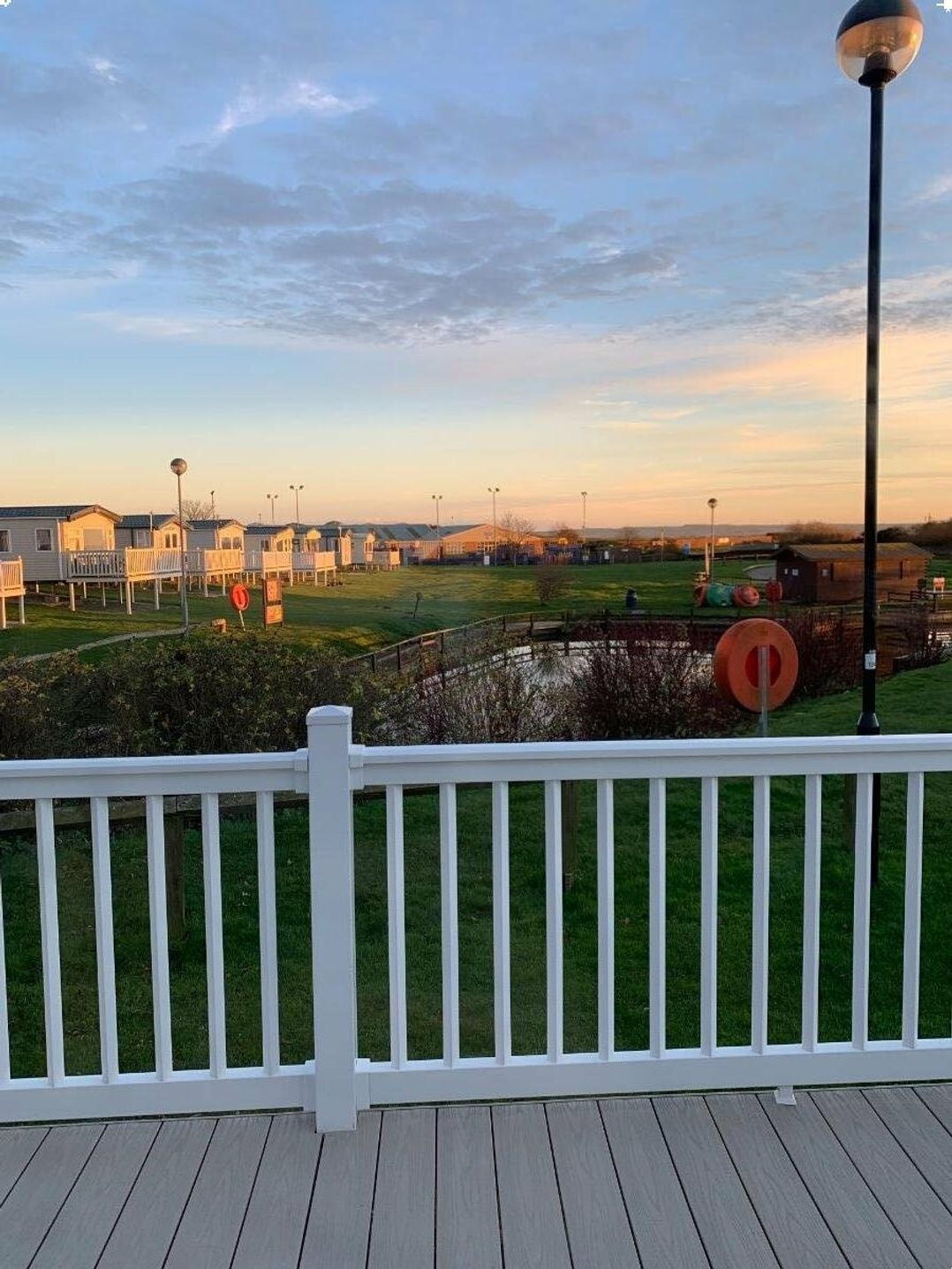 Blue Dolphin Holiday Park - Holiday Accommodation 14200