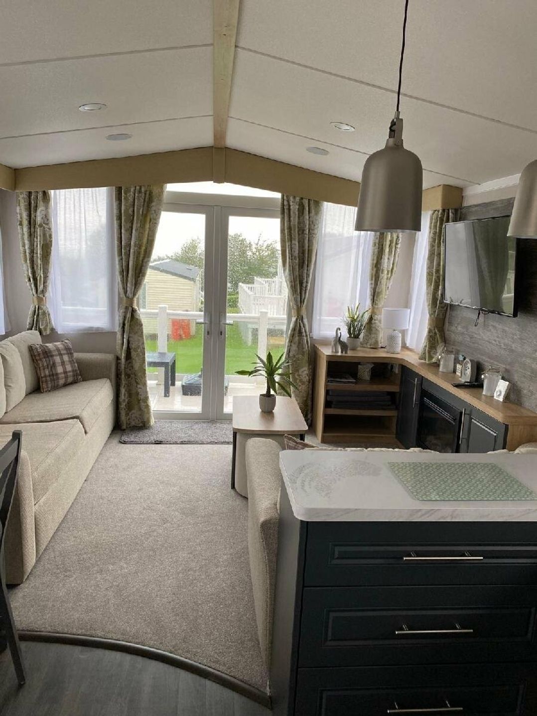 Devon Cliffs Holiday Park - Holiday Accommodation 14385