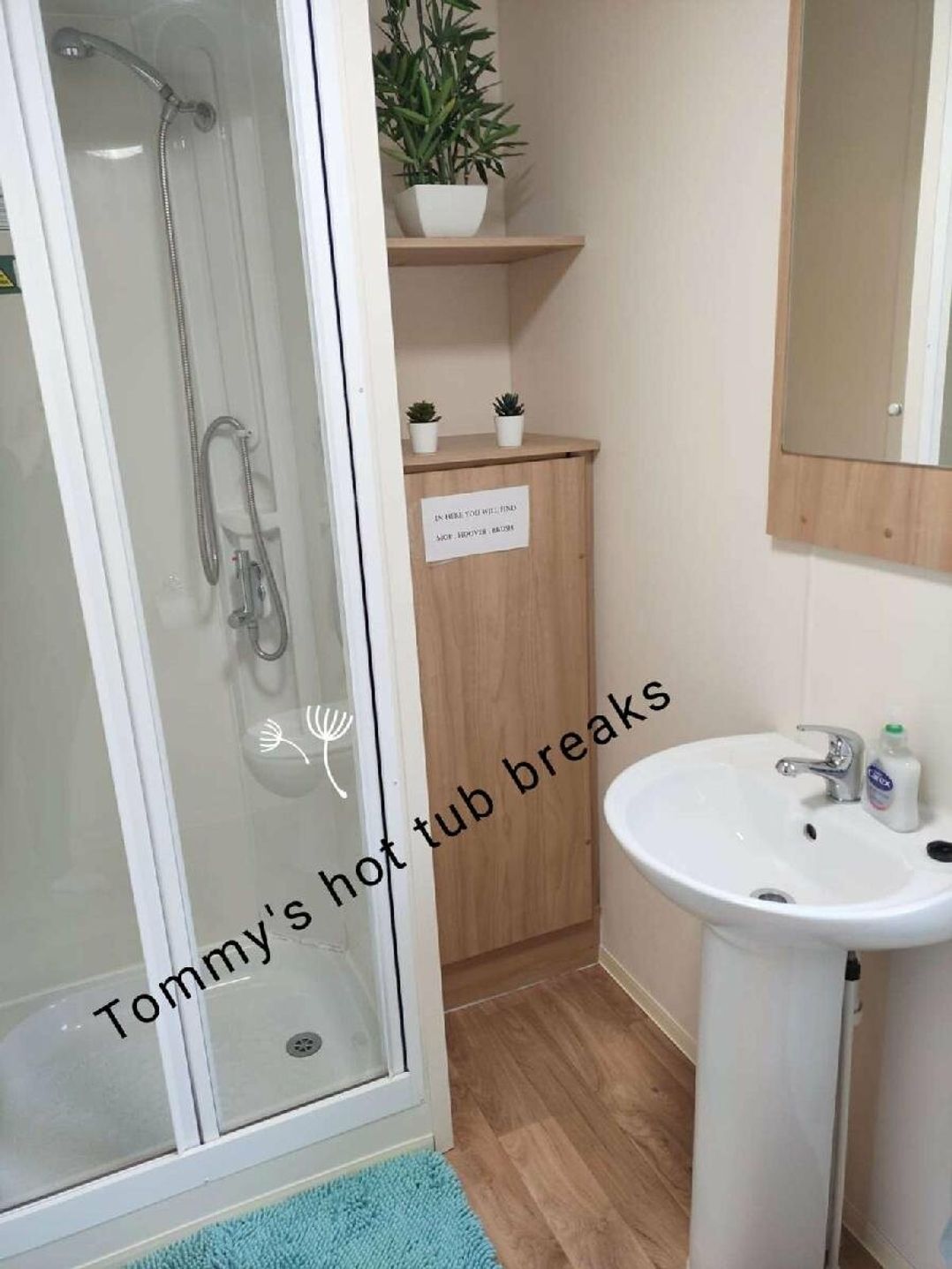 Tattershall Lakes Country Park - Holiday Accommodation 14487