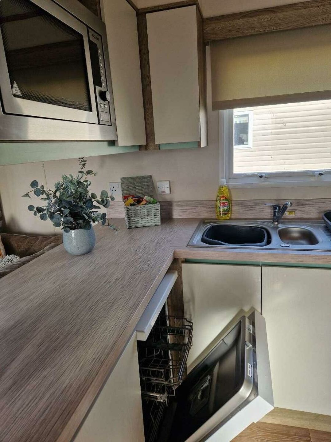 Blue Dolphin Holiday Park - Holiday Accommodation 14510