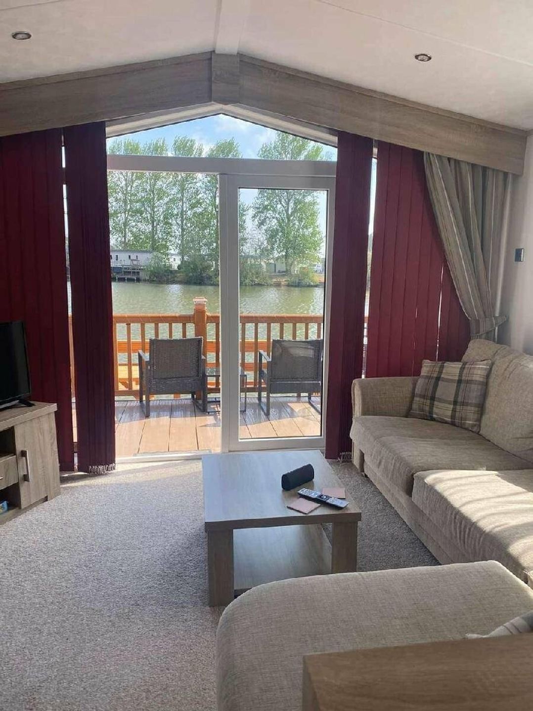 Tattershall Lakes Country Park - Holiday Accommodation 14571