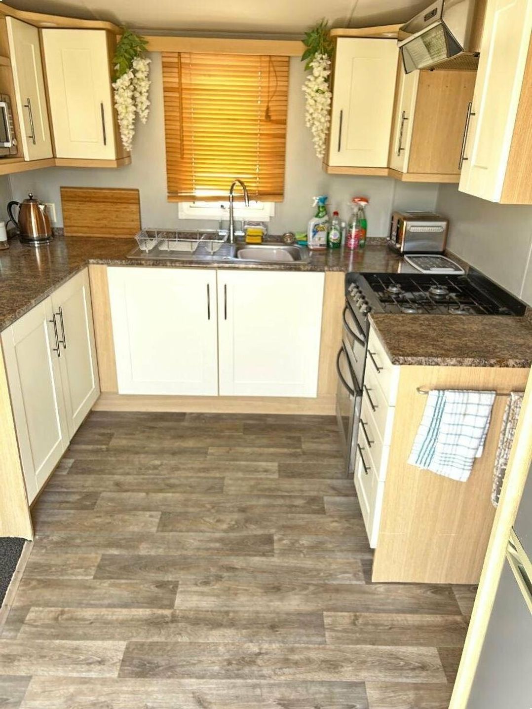 Golden Gate Holiday Centre - Holiday Accommodation 14646