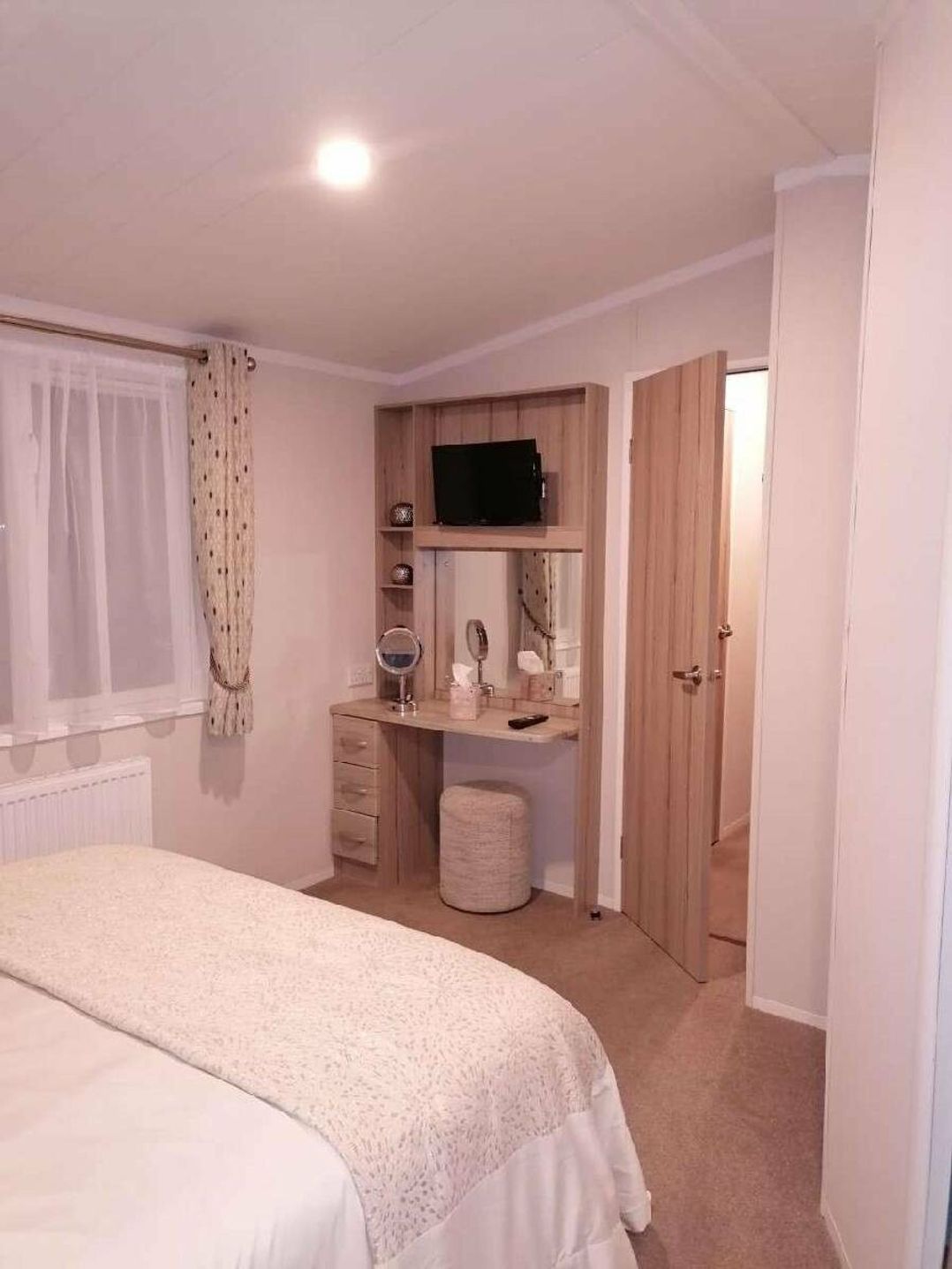 Rockley Park - Holiday Accommodation 14800