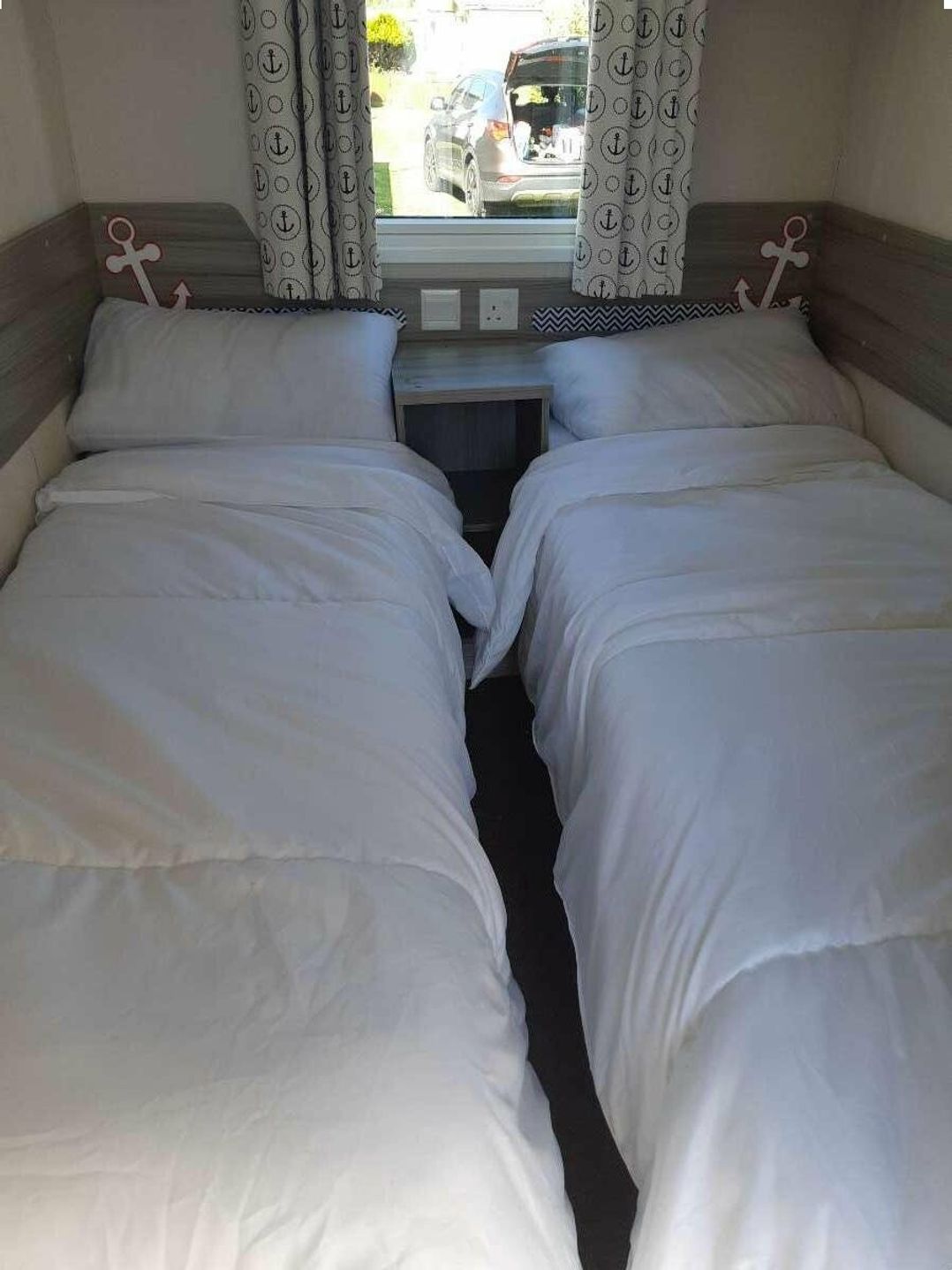 Bryn Morfa - Holiday Accommodation 15076