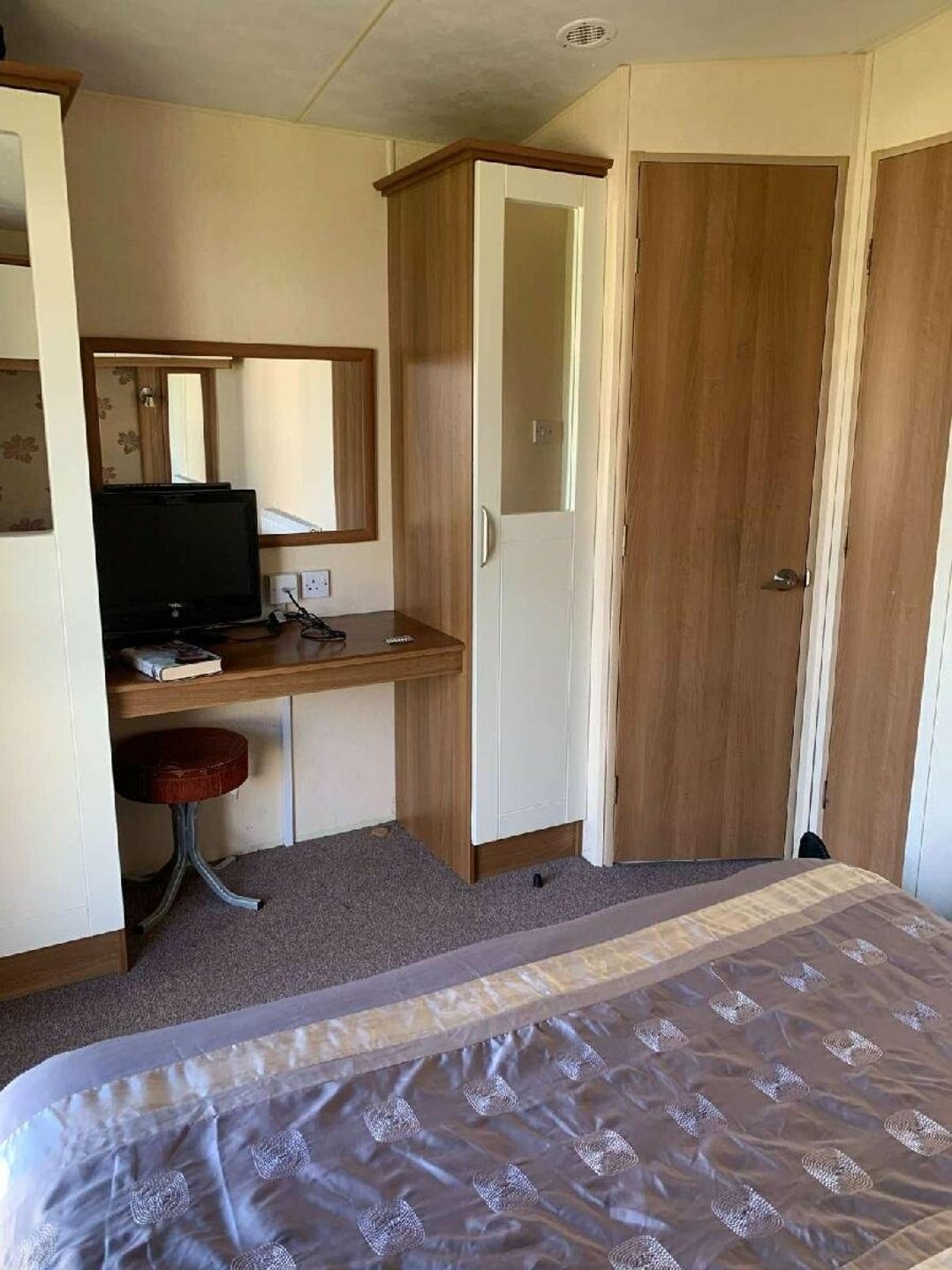 Hopton Holiday Village - Holiday Accommodation 15319