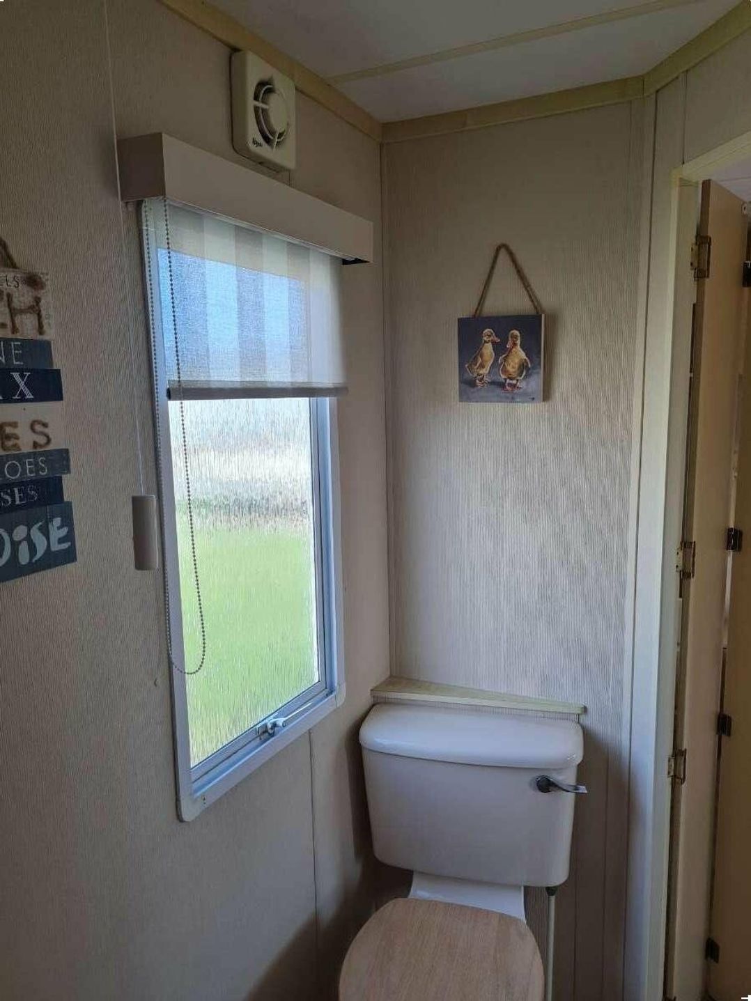 Coral Beach - Holiday Accommodation 15685