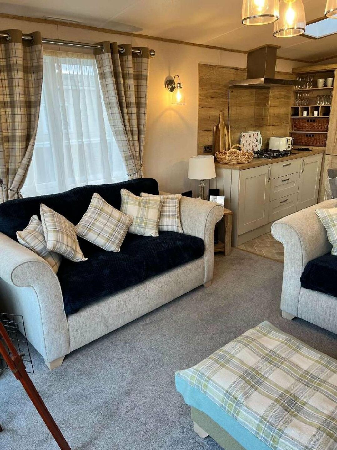 Trecco Bay - Holiday Accommodation 15729