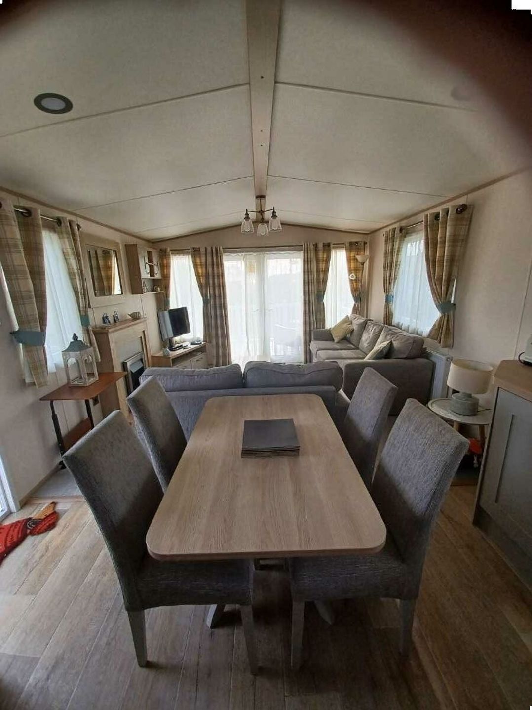 Pendine Sands - Holiday Accommodation 15898