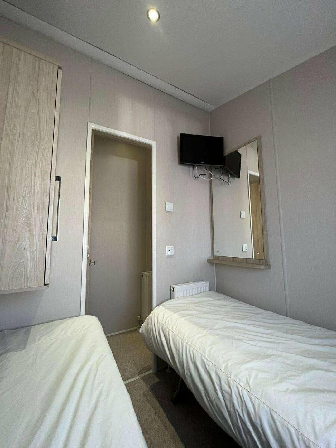 Hopton Holiday Village - Holiday Accommodation 16076