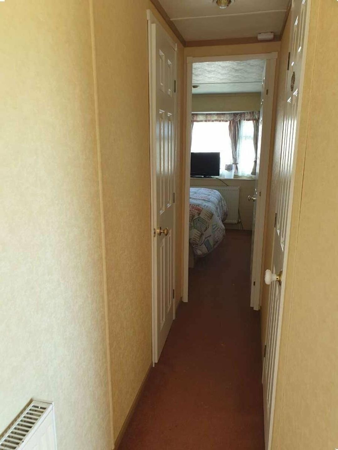 Caister Holiday Park - Holiday Accommodation 16117