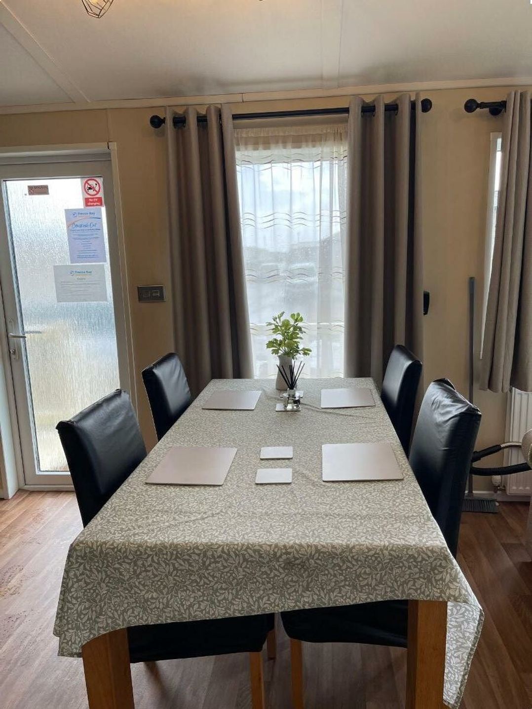 Trecco Bay - Holiday Accommodation 16124