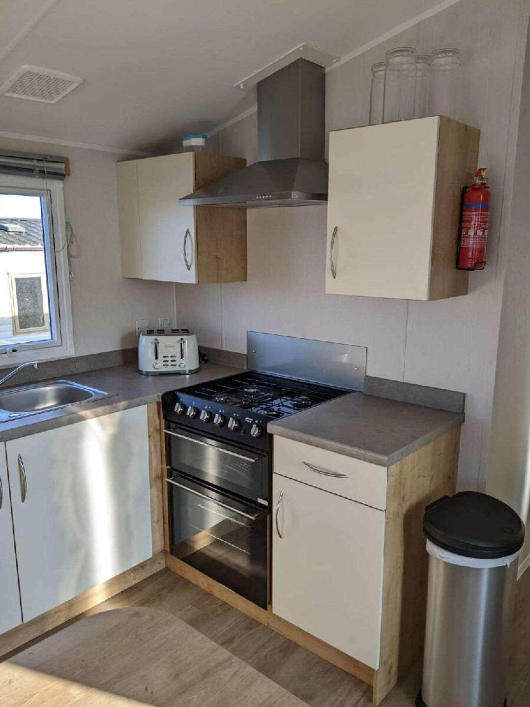 White Acres Holiday Park - Holiday Accommodation 16206