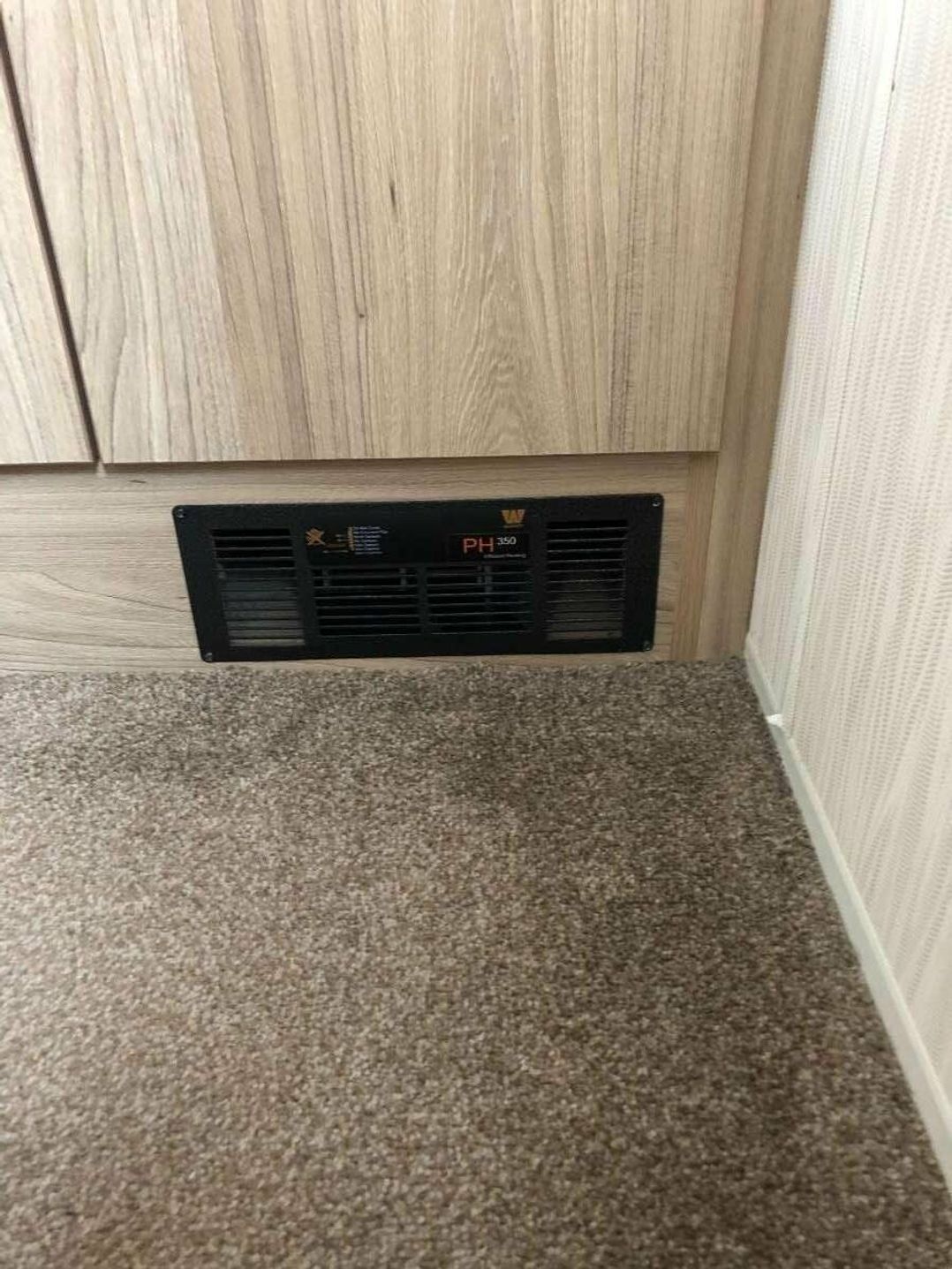 Caister Holiday Park - Holiday Accommodation 16360