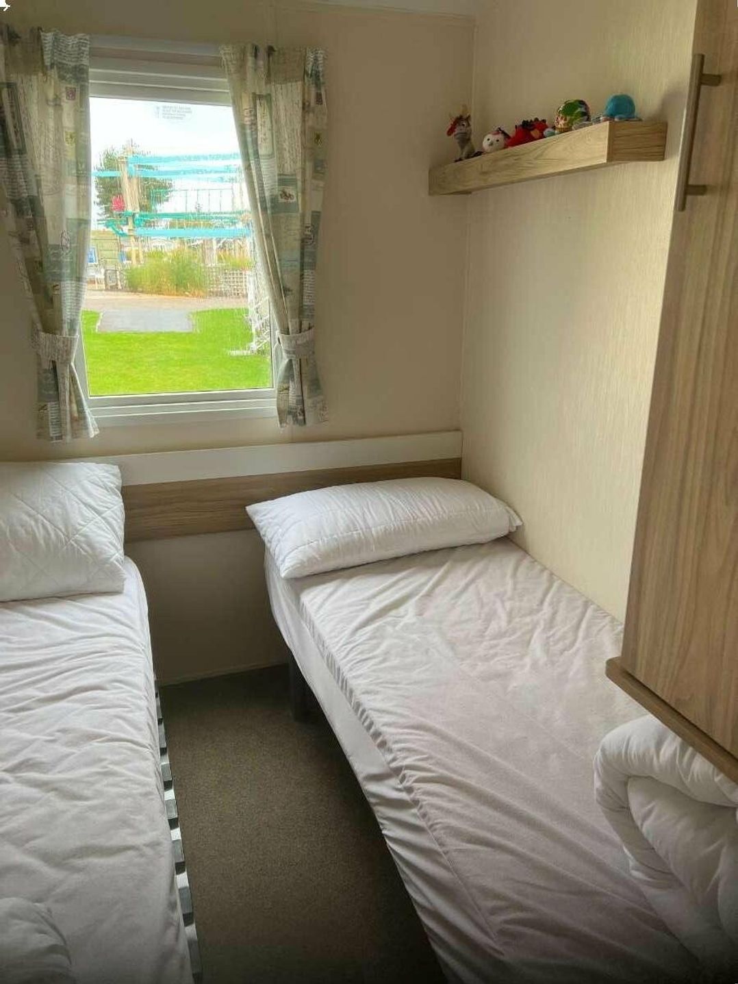 Caister Holiday Park - Holiday Accommodation 16360